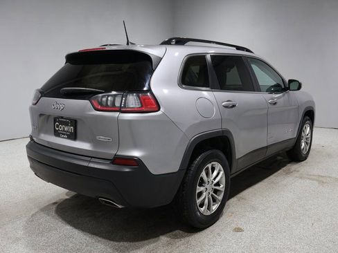 Used 2022 Jeep Cherokee Latitude Lux w/ Mopar Interior Package image 2