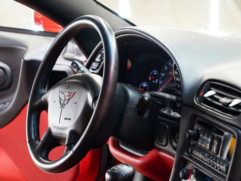 Used 2003 Chevrolet Corvette Z06 RWD image 48
