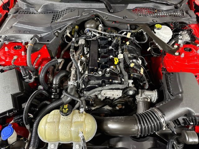Used 2022 Ford Mustang Premium RWD image 36