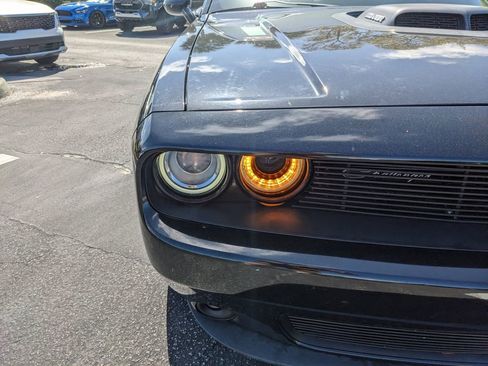 Used 2018 Dodge Challenger R/T Plus image 10