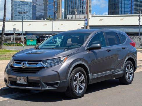 Used 2017 Honda CR-V LX image 1