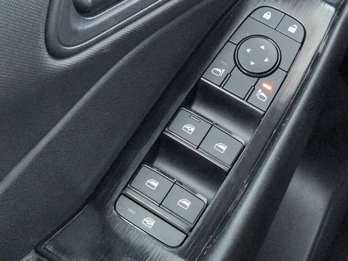 Used 2024 Nissan Rogue S FWD image 22