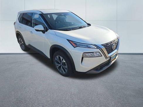 Used 2021 Nissan Rogue SV image 10