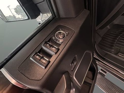 Used 2018 Ford F150 Limited AWD/4WD image 8