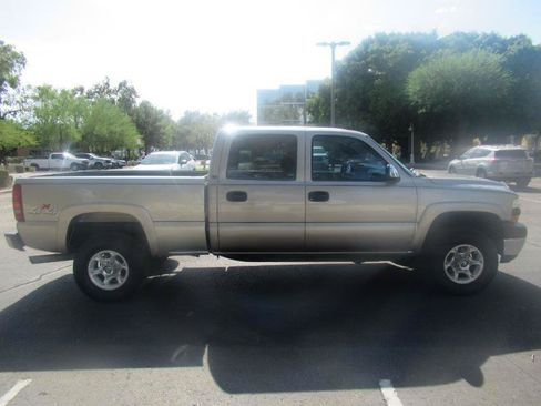 Used 2002 Chevrolet Silverado 2500 LS w/ Electrical Convenience Pkg AWD/4WD image 5