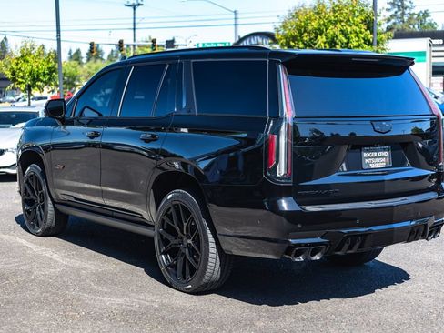 Used 2024 Cadillac Escalade V w/ LPO, Floor Liner Package AWD/4WD image 8