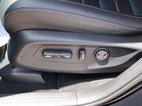 Used 2025 Honda CR-V Sport Touring image 13