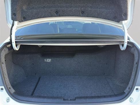 Used 2015 Honda Accord EX-L image 29