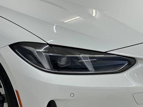 Used 2025 BMW 430i Coupe w/ Convenience Package image 10