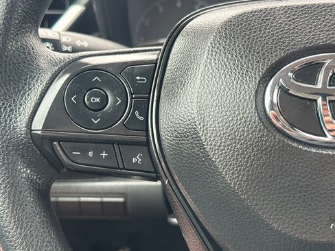 Used 2024 Toyota Corolla LE FWD image 20