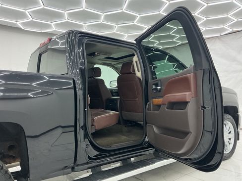 Used 2016 Chevrolet Silverado 1500 High Country AWD/4WD image 25