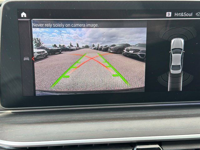 Used 2023 BMW M550i xDrive w/ Executive Package AWD/4WD image 28
