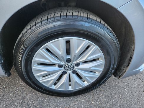 Certified 2019 Volkswagen Jetta S w/ Driver Assistance Package image 28