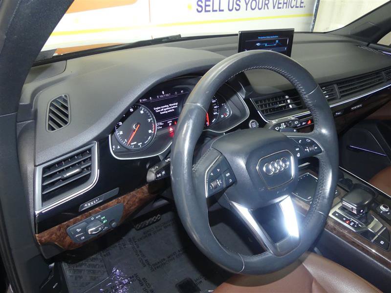 Used 2018 Audi Q7 3.0T Premium Plus w/ Premium Plus Package AWD/4WD image 23