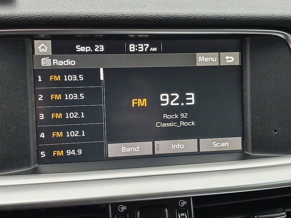 Used 2020 Kia Optima LX FWD image 21