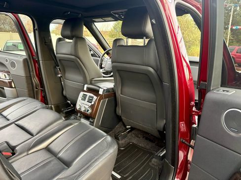 Used 2017 Land Rover Range Rover image 28
