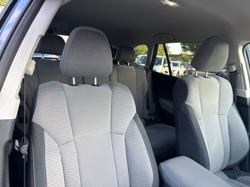 Used 2022 Subaru Outback Premium image 30