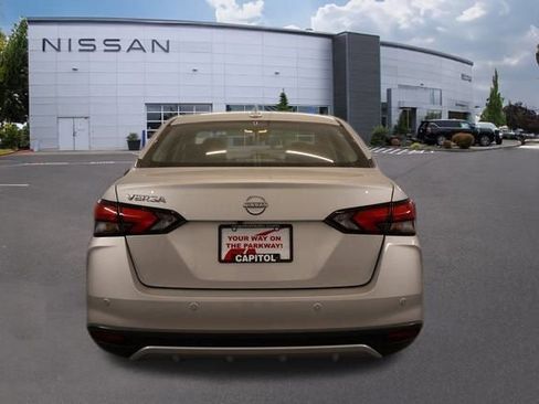 New 2025 Nissan Versa SV w/ Trunk Package FWD image 3