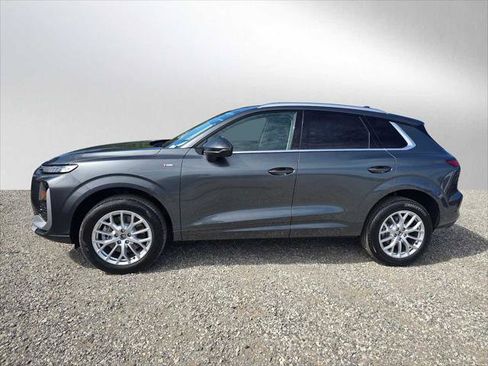 New 2026 Audi Q3 quattro 2.0T AWD/4WD image 6