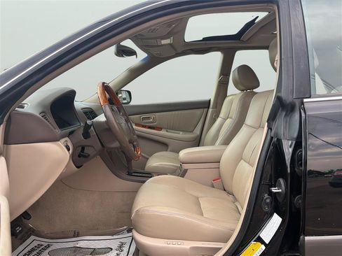 Used 2000 Lexus ES 330 FWD image 12