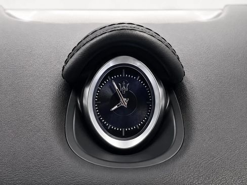 Used 2021 Maserati Ghibli Trofeo RWD image 47