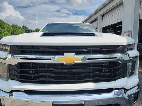 Used 2025 Chevrolet Silverado 2500 LT w/ All Star Edition AWD/4WD image 11
