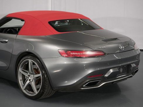 Used 2018 Mercedes-Benz AMG GT Roadster image 26