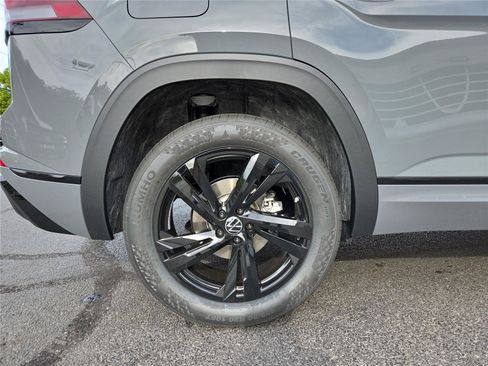 New 2026 Volkswagen Atlas Cross Sport SEL R-Line AWD/4WD image 10