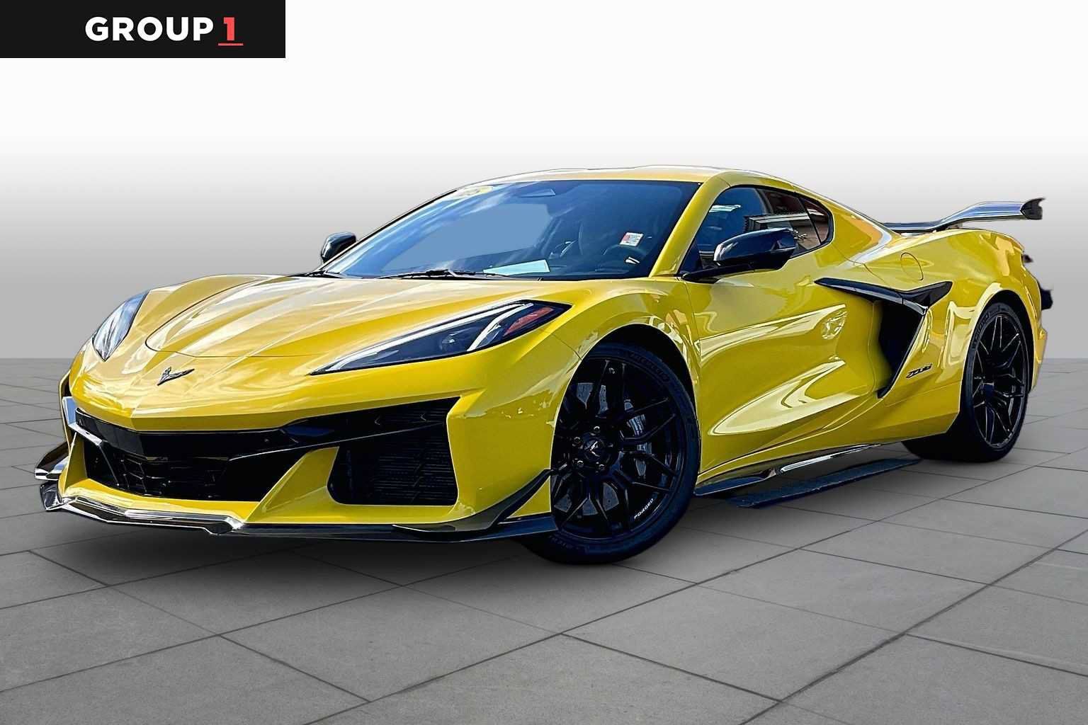 Used 2025 Chevrolet Corvette Z06 w/ Battery Protection Package RWD image 1