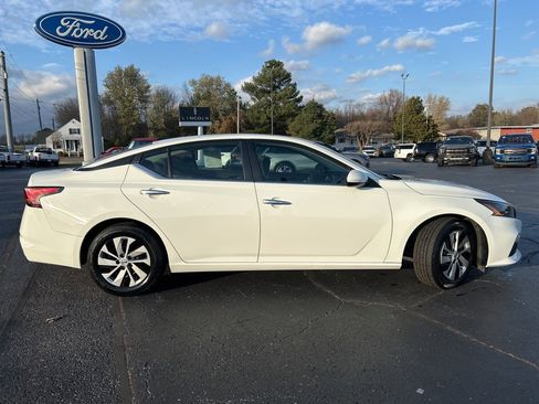 Used 2022 Nissan Altima 2.5 S image 8