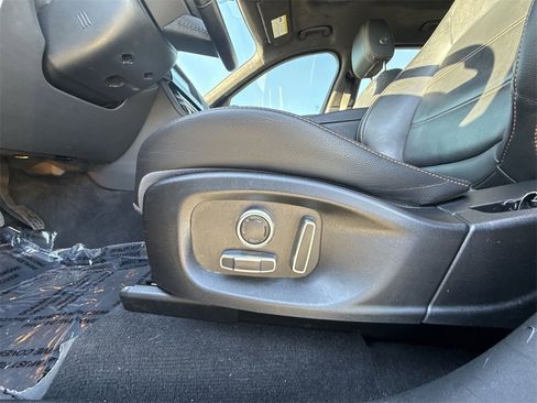 Used 2020 Jaguar F-PACE Prestige image 14