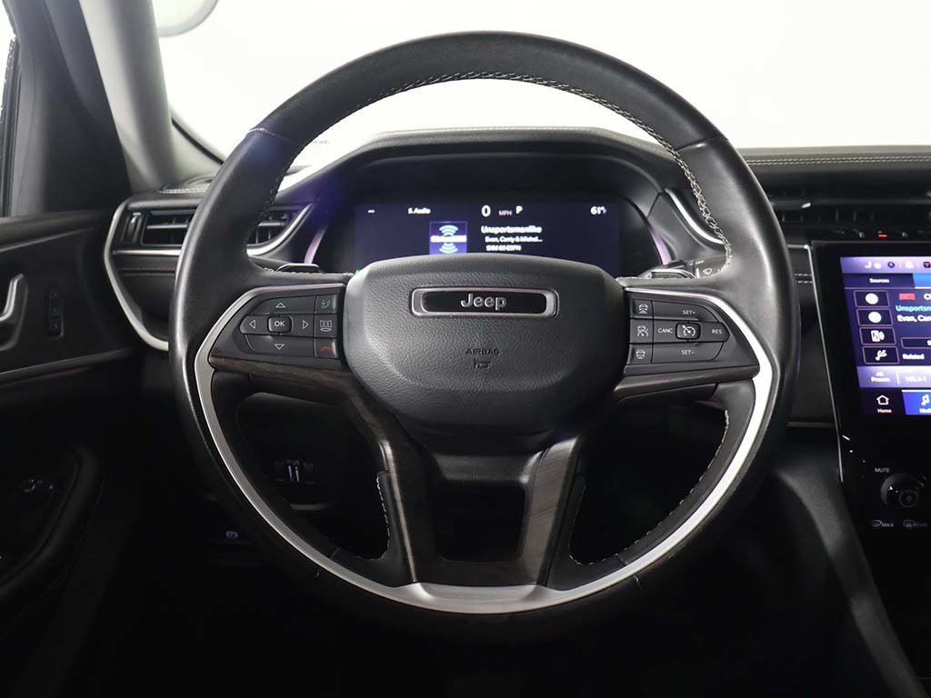 Used 2023 Jeep Grand Cherokee L Limited AWD/4WD image 40