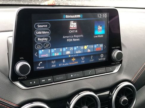 Used 2025 Nissan Sentra SR FWD image 18