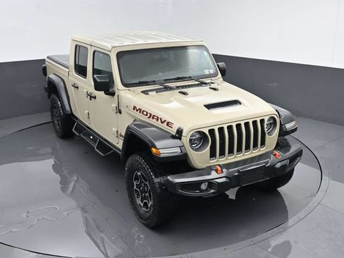 Used 2022 Jeep Gladiator Mojave w/ LED Lighting Group AWD/4WD image 18