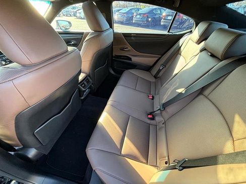 Used 2024 Lexus ES 350 Premium image 33