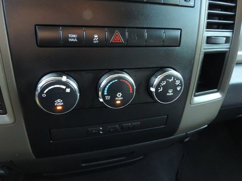 Used 2012 RAM 1500 Express RWD image 24