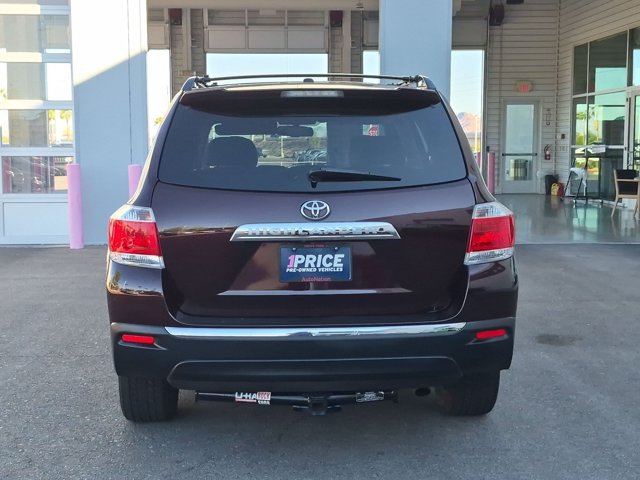 Used 2012 Toyota Highlander Limited w/ Tow Pkg FWD image 7
