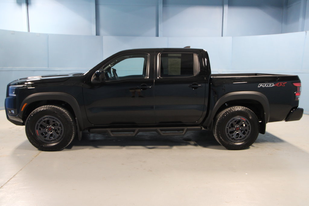 Used 2025 Nissan Frontier PRO-4X w/ Pro Premium Package AWD/4WD image 33
