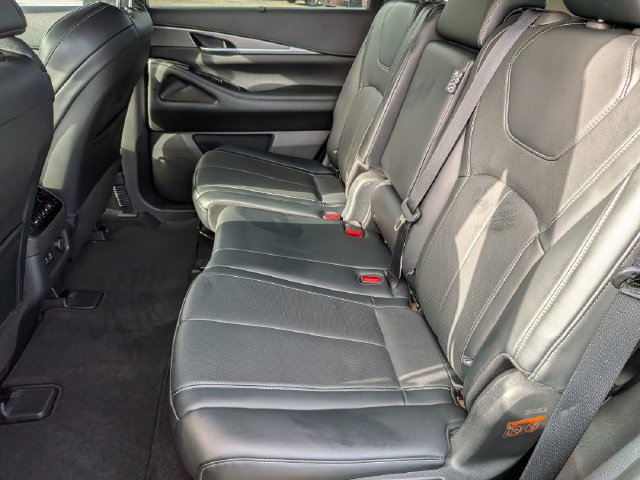 Used 2023 INFINITI QX60 Luxe w/ Cargo Package AWD/4WD image 27