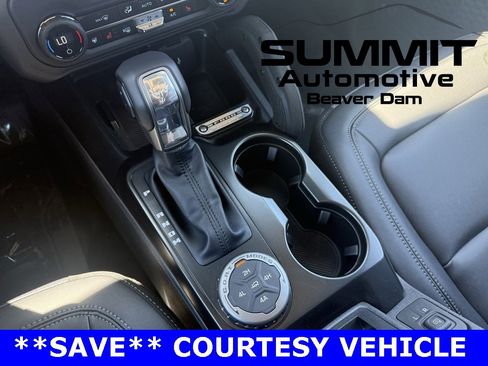 New 2025 Ford Bronco Badlands image 13