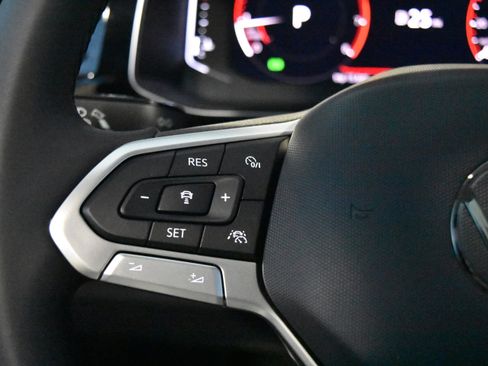 New 2026 Volkswagen Jetta SEL image 7