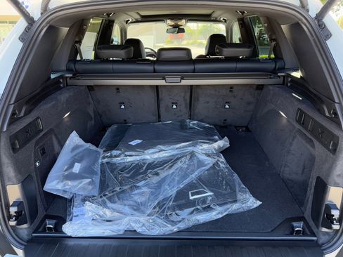 New 2026 BMW X5 sDrive40i image 15