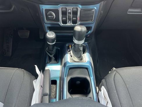 Used 2020 Jeep Wrangler Unlimited Sport AWD/4WD image 16