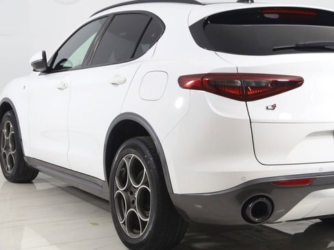 Used 2023 Alfa Romeo Stelvio Ti image 26
