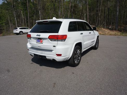 Used 2017 Jeep Grand Cherokee Overland image 22