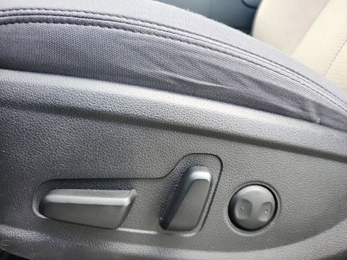 Used 2023 Hyundai Santa Fe SEL FWD image 15