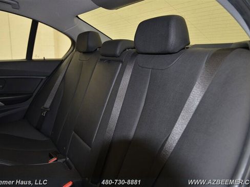 Used 2018 BMW 320i Sedan image 20