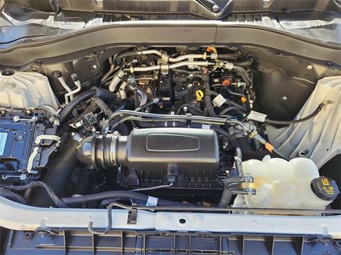 Used 2021 Ford Explorer XLT w/ Equipment Group 202A image 30