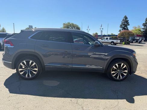 Used 2021 Volkswagen Atlas Cross Sport SEL Premium R-Line AWD/4WD image 6