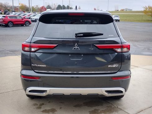 New 2025 Mitsubishi Outlander SEL image 18